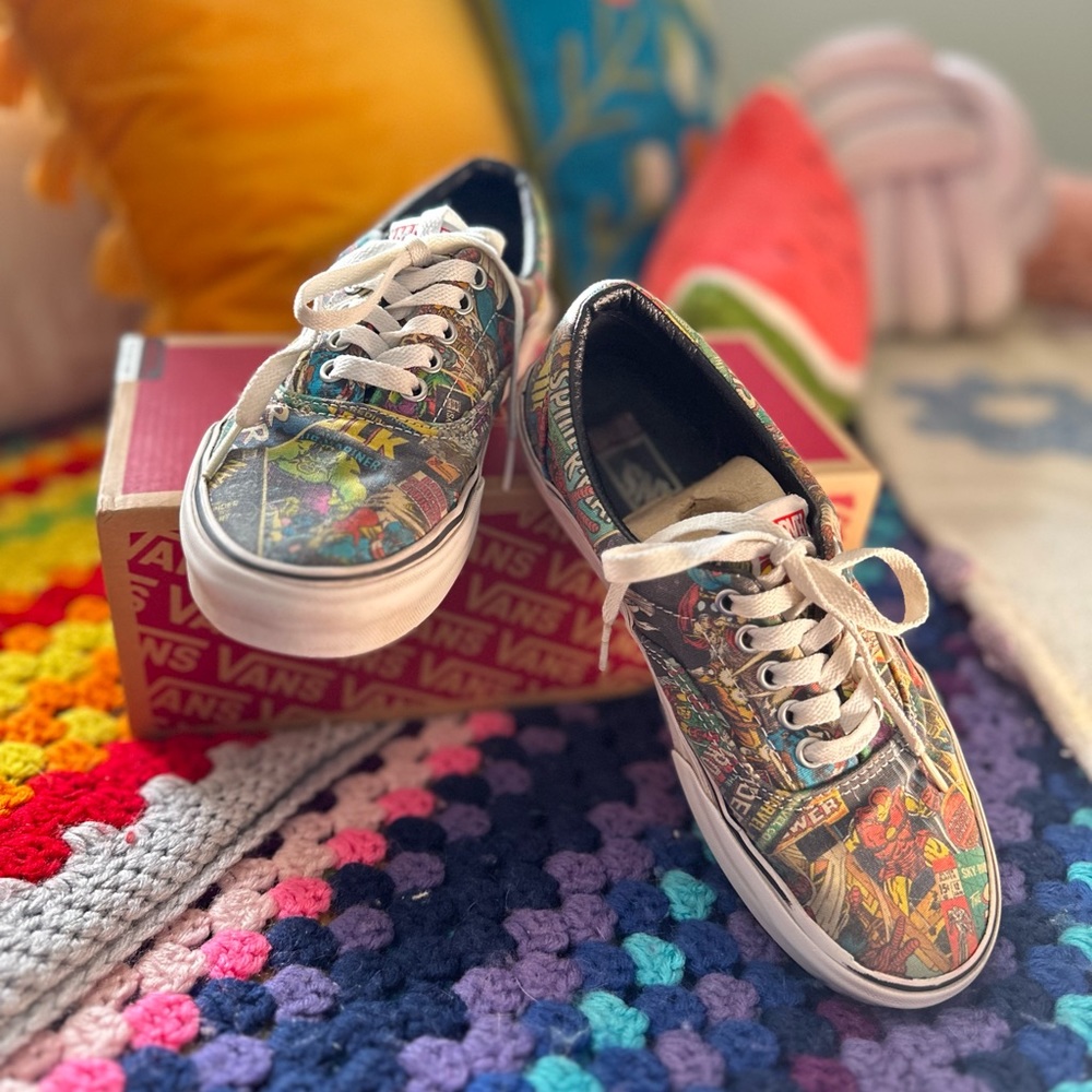***SOLD*** Marvel Comics Era Vans, Women’s 8/Men’s 6.5